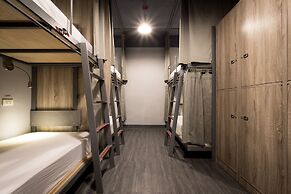 Taipei Travelers International Hostel