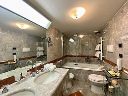 Miramonti Majestic Grand Hotel