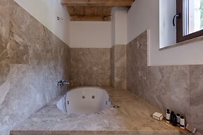 Aegila Boutique Hotel