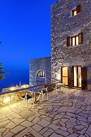 Aegila Boutique Hotel