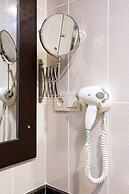 Arya Hotel Business Deluxe