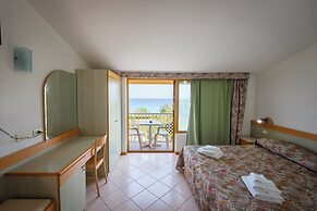 Cala Petrosa Resort