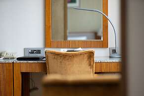 Shangria Beach Tourist Hotel