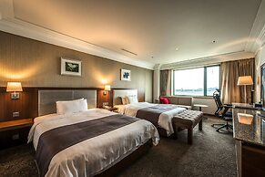 Shangria Beach Tourist Hotel