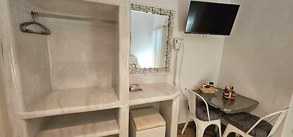 Pleasure Beachside Studios