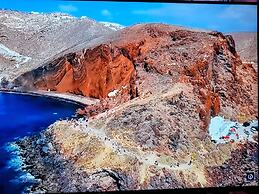 Pleasure Beachside Studios