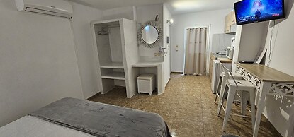 Pleasure Beachside Studios