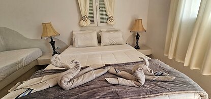 Pleasure Beachside Studios