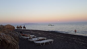 Pleasure Beachside Studios