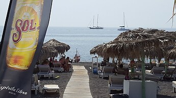 Pleasure Beachside Studios