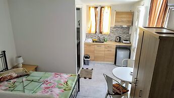 Pleasure Beachside Studios