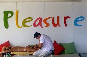 Pleasure Beachside Studios