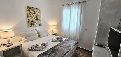 Pleasure Beachside Studios