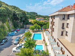 Apartamentos Los Arces