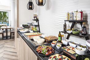 Three Corners Lifestyle Hotel