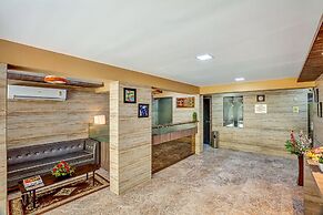 Ashok Deluxe Apartments