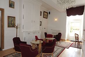 Hôtel Victor Hugo