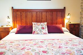 Apartamentos Llugarón