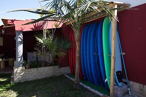 7 Waves Surf Hostel