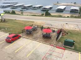 Lake Norfork Resort