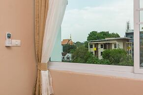 Habitat Hotel