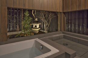 Sanjusangendo Yoitsubaki