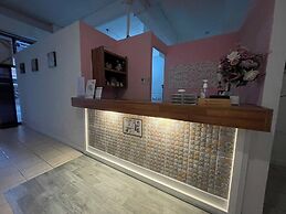 OYO 75486 Anna Residence Jomtien