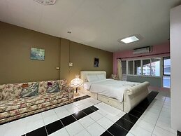 OYO 75486 Anna Residence Jomtien