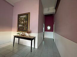 OYO 75486 Anna Residence Jomtien
