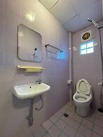 OYO 75486 Anna Residence Jomtien