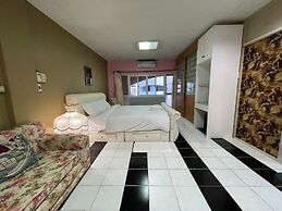 OYO 75486 Anna Residence Jomtien