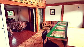 Resurrection Lodge on the Bay