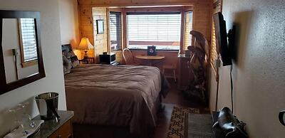 Resurrection Lodge on the Bay