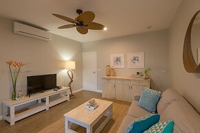 Le Nautique - Luxury Waterfront Hotel