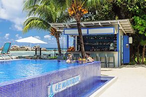 Le Nautique - Luxury Waterfront Hotel