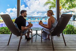 Le Nautique - Luxury Waterfront Hotel