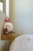 Le Nautique - Luxury Waterfront Hotel