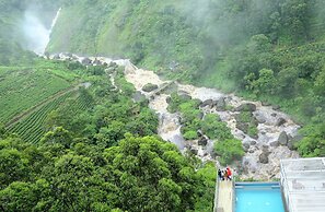 Blanket Hotel and Spa