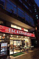 Tac Hotel