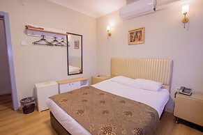 Tac Hotel