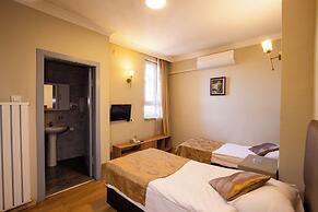 Tac Hotel