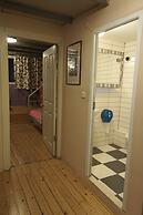 Chilloutlya Hostel&Bar