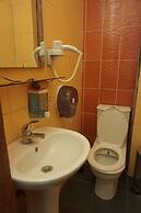 Chilloutlya Hostel&Bar