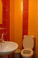 Chilloutlya Hostel&Bar