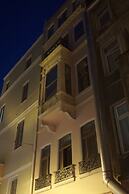 Chilloutlya Hostel&Bar