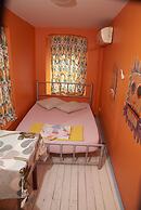 Chilloutlya Hostel&Bar