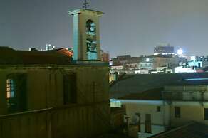 Chilloutlya Hostel&Bar