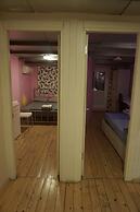 Chilloutlya Hostel&Bar