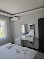 Cicek Apart Hotel