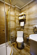 Otel Tahir Aga Konagi